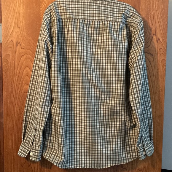 Eddie Bauer Adventure Trail Hiking Shirt - Picture 6 of 8